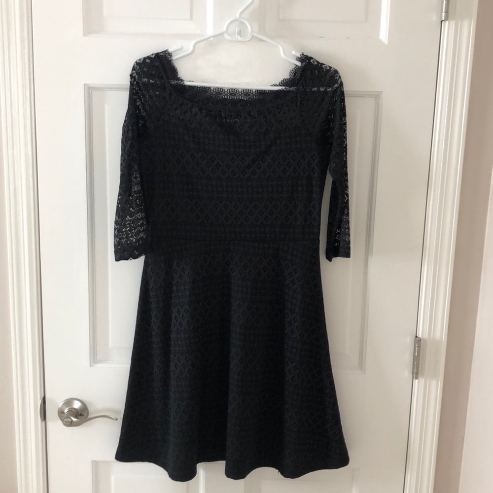 Size M - Black lace dress - Wore once!